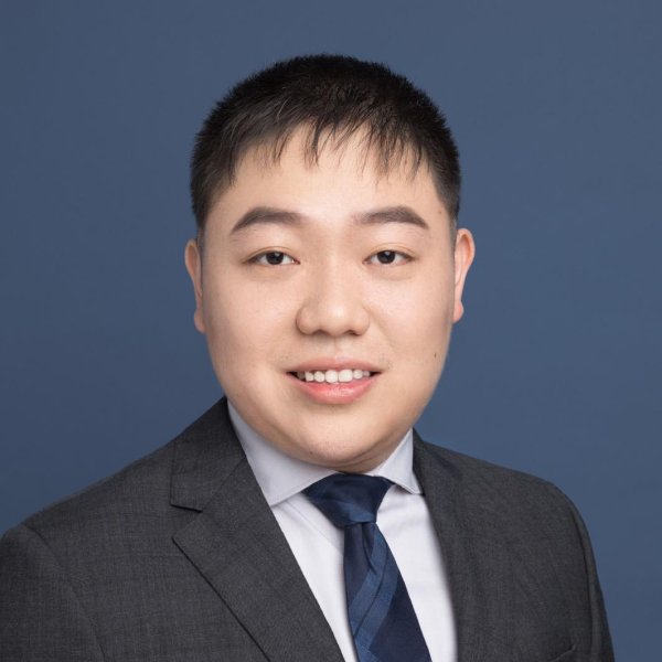 TopBull 纳指再创收盘新高！美股全线冲高，美联储纪要显示分歧